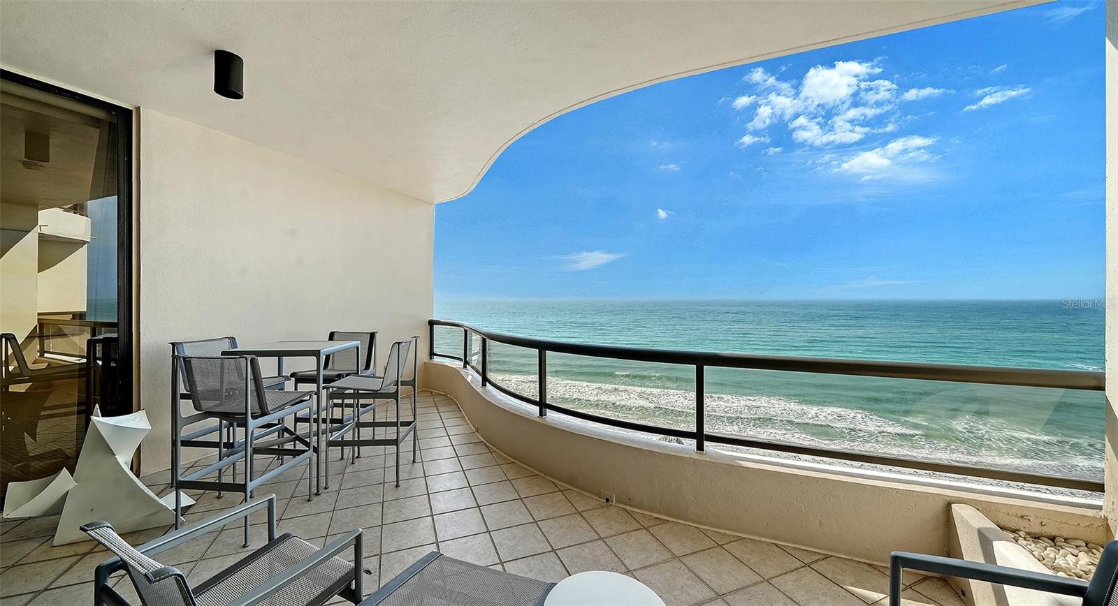 L AMBIANCE AT LONGBOAT KEY CLUB PH 02 - Residential