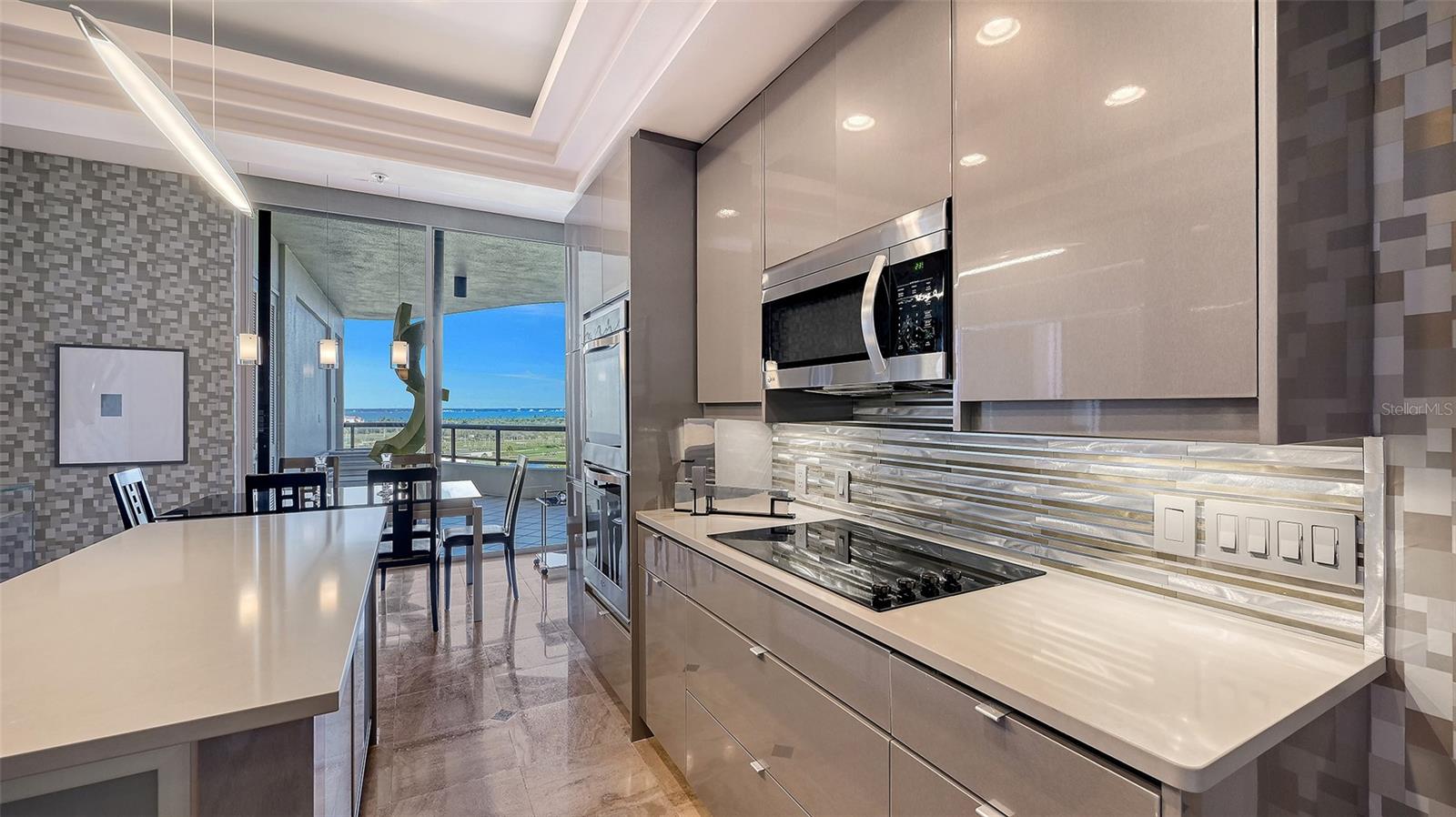 L AMBIANCE AT LONGBOAT KEY CLUB PH 02 - Residential