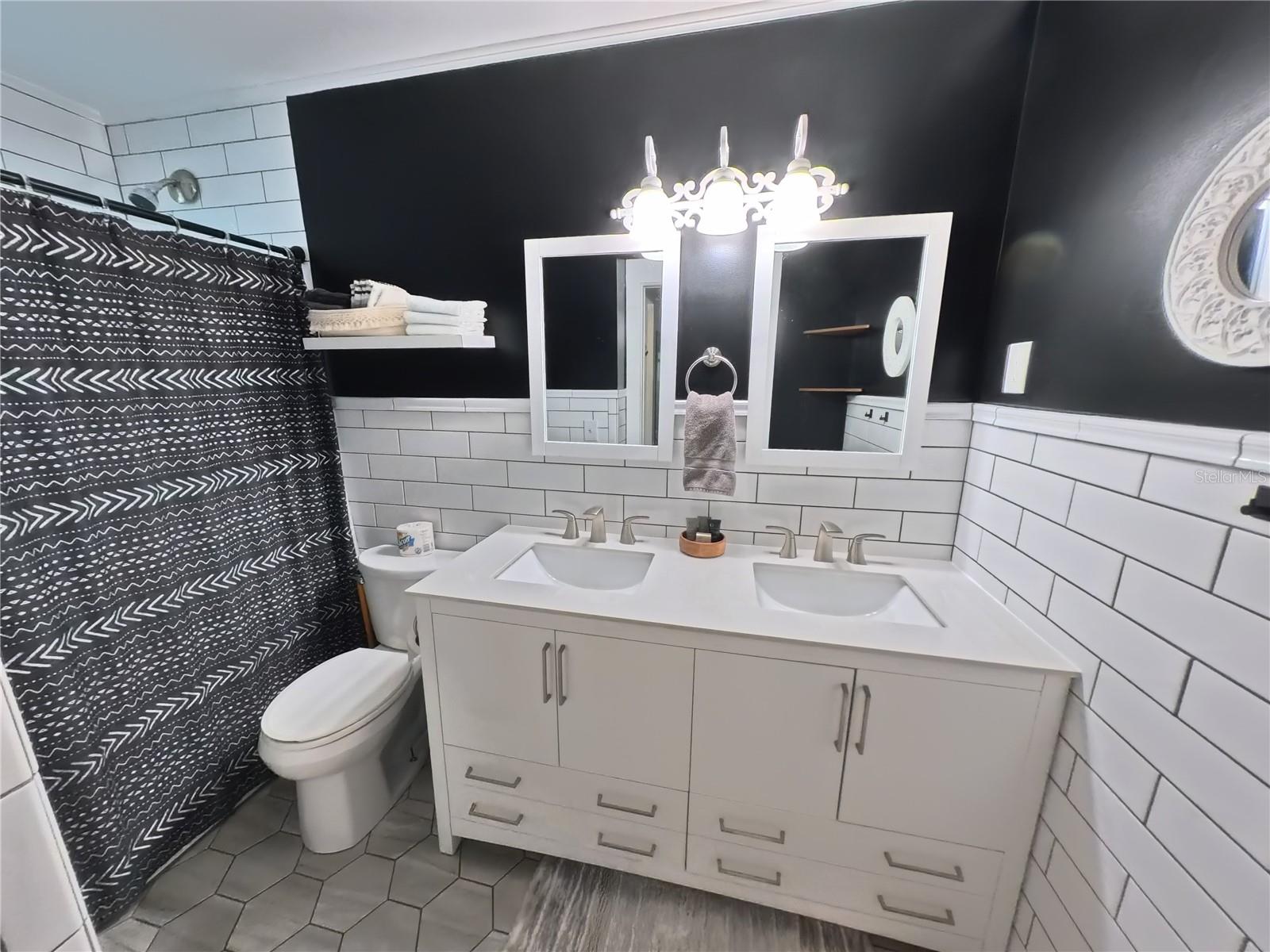 SPANISH PARK 1ST ADD - Residential Lease