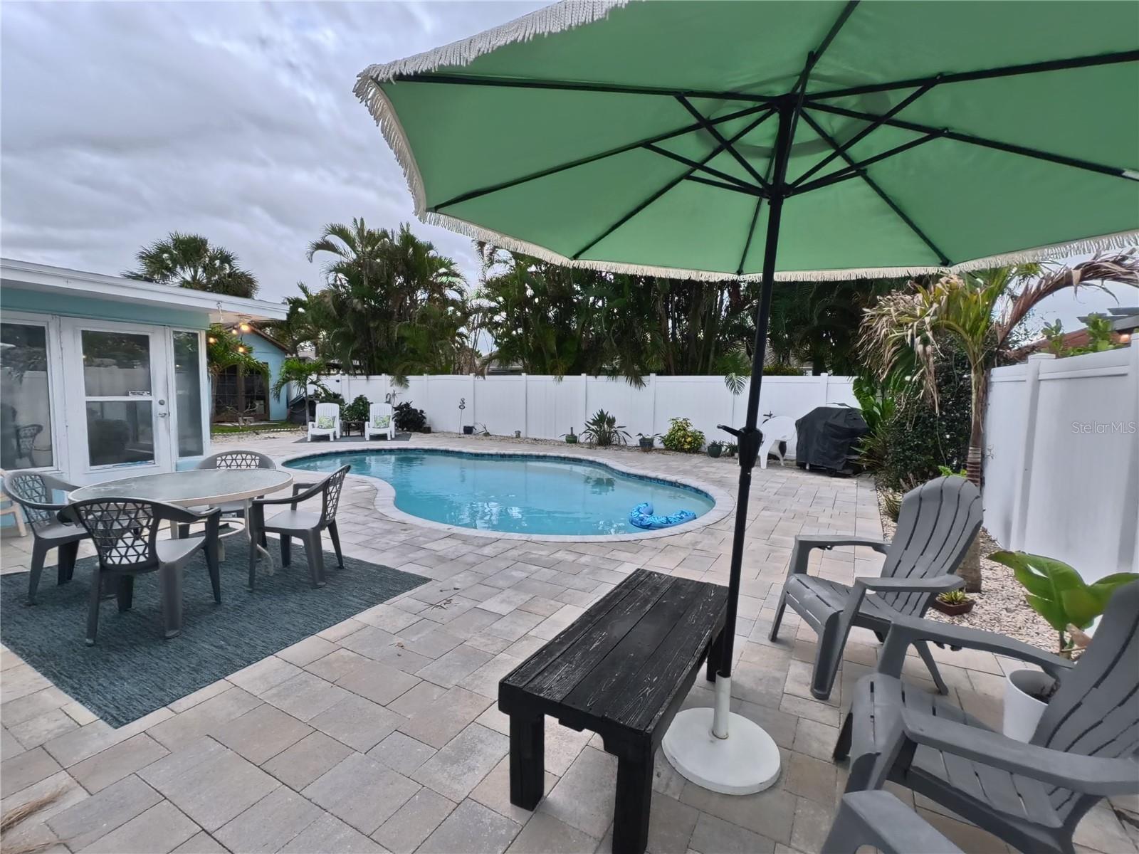 SPANISH PARK 1ST ADD - Residential Lease