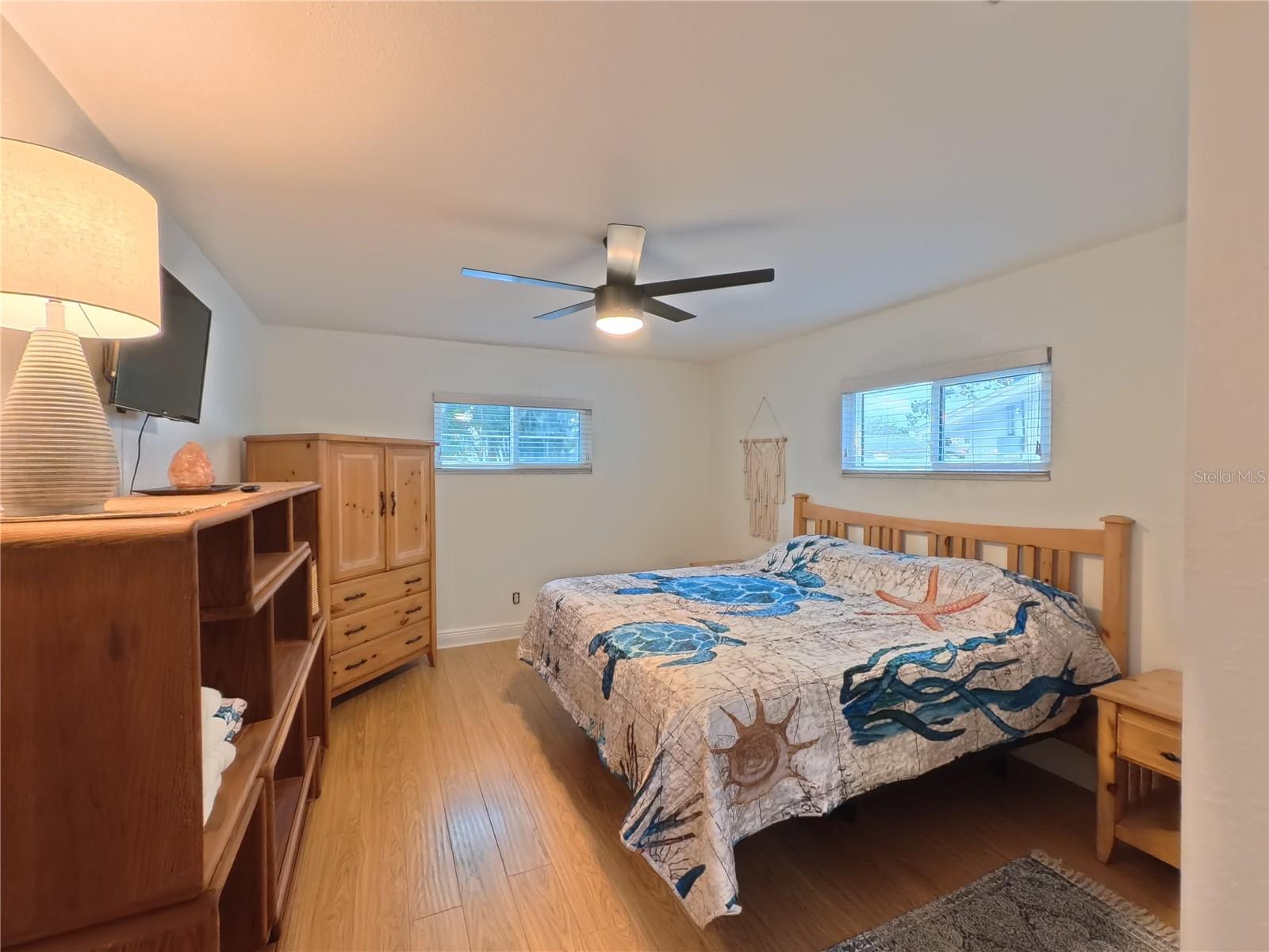 SPANISH PARK 1ST ADD - Residential Lease