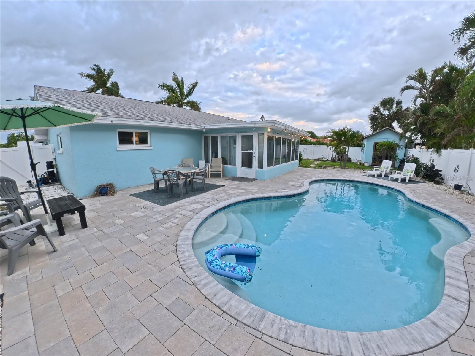 SPANISH PARK 1ST ADD - Residential Lease