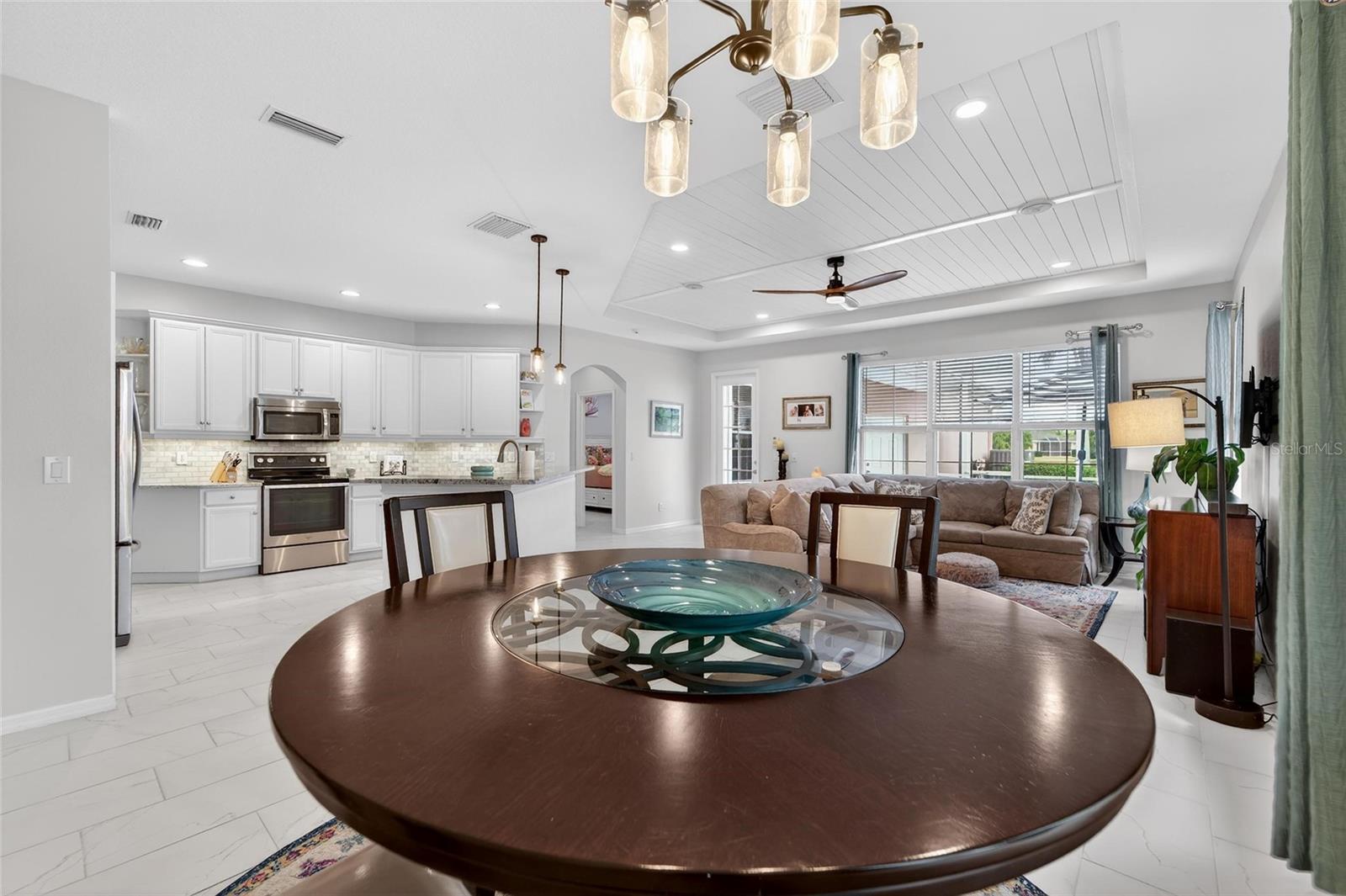 MIRABAY PRCL 7 PH 1 - Residential