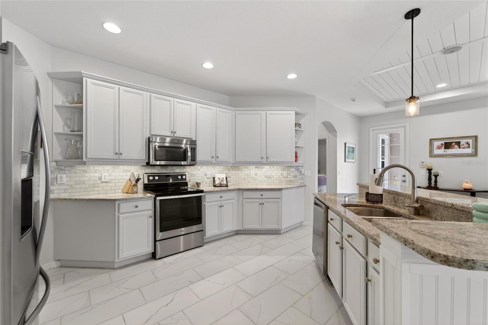 MIRABAY PRCL 7 PH 1 - Residential