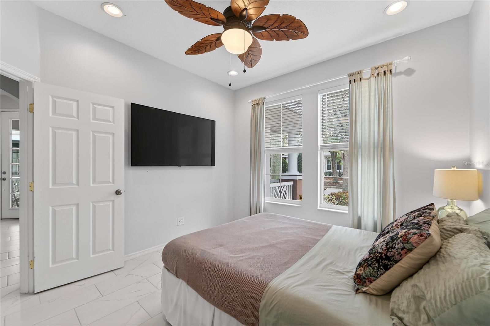 MIRABAY PRCL 7 PH 1 - Residential