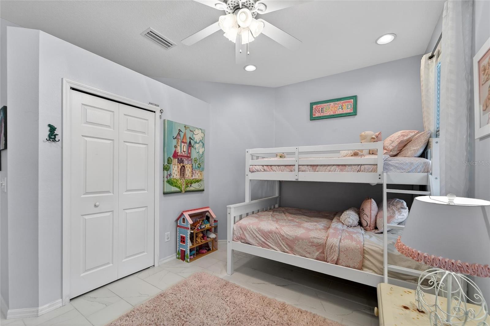 MIRABAY PRCL 7 PH 1 - Residential