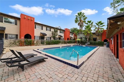 Photo of 2503 E Central Boulevard #14, Orlando, FL 32803 (MLS # O6351549)
