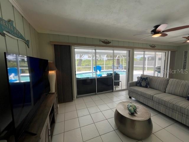 GULF GATE WOODS - Residential Lease