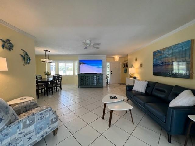 GULF GATE WOODS - Residential Lease