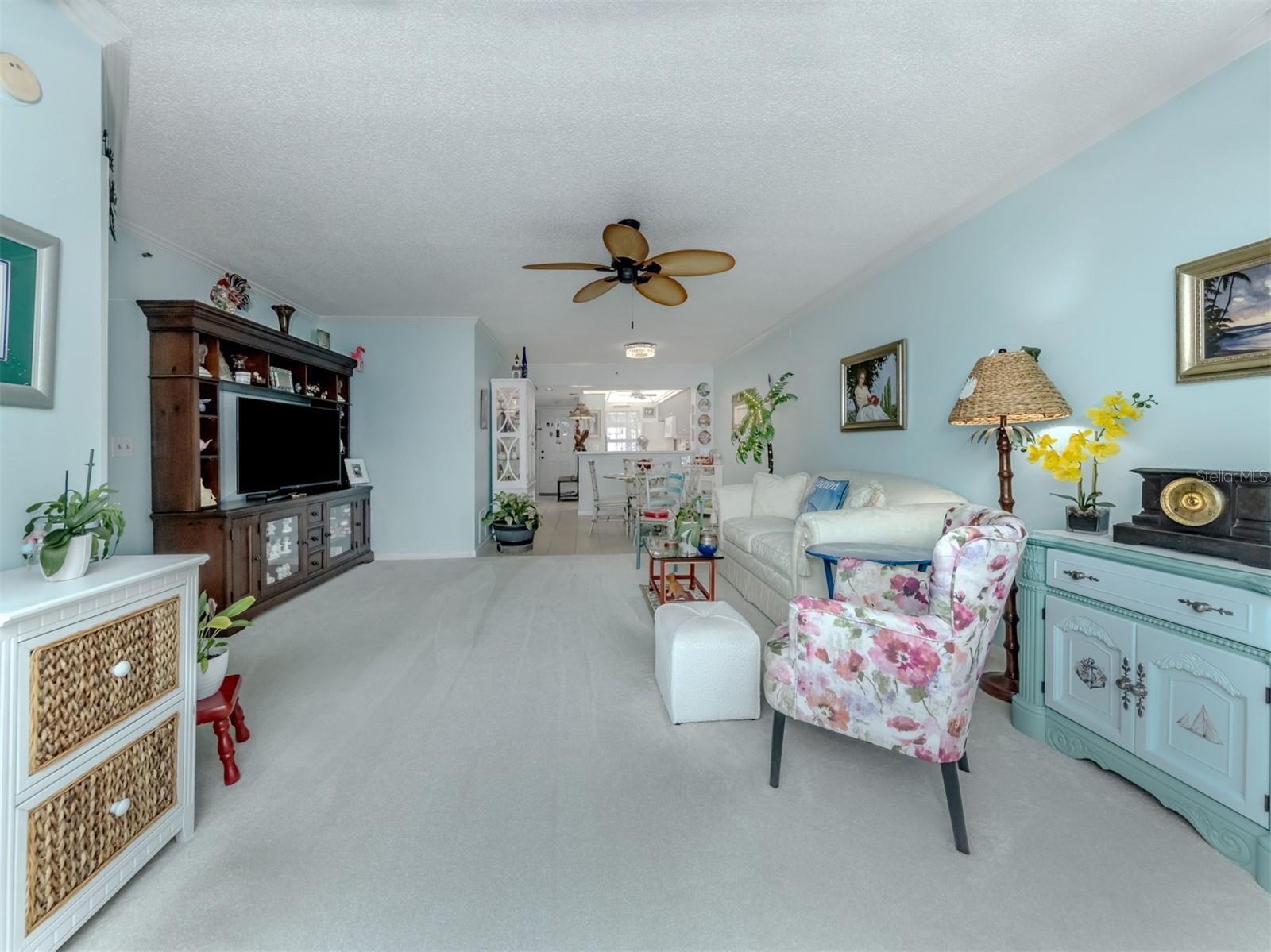 EIGHTH FAIRWAY - Residential