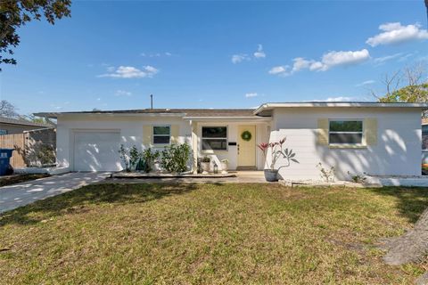Photo of 3601 Yardley Avenue N, St Petersburg, FL 33713 (MLS # TB8489775)
