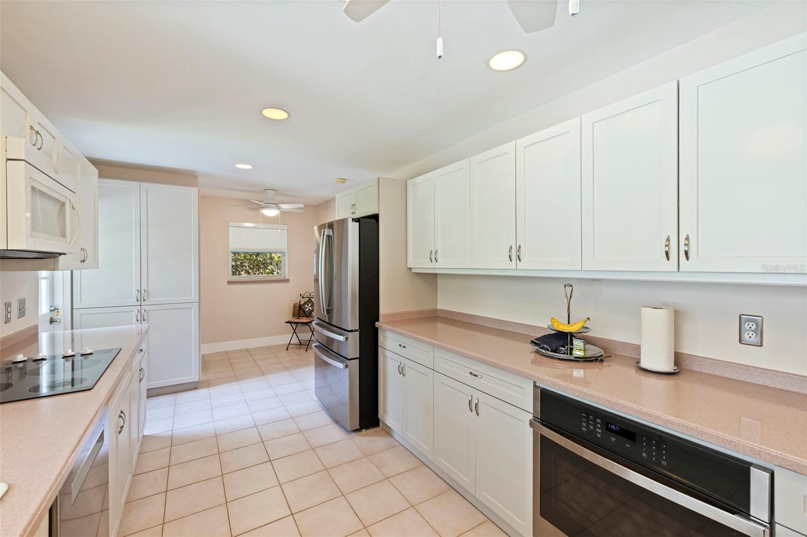 BAHAMA BEACH REP - Residential