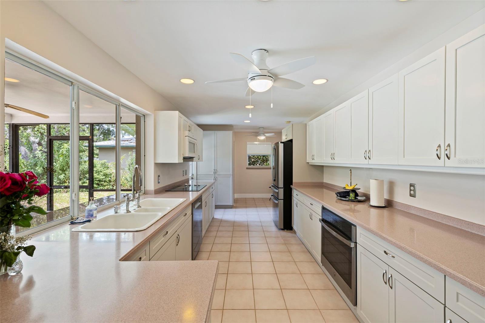 BAHAMA BEACH REP - Residential