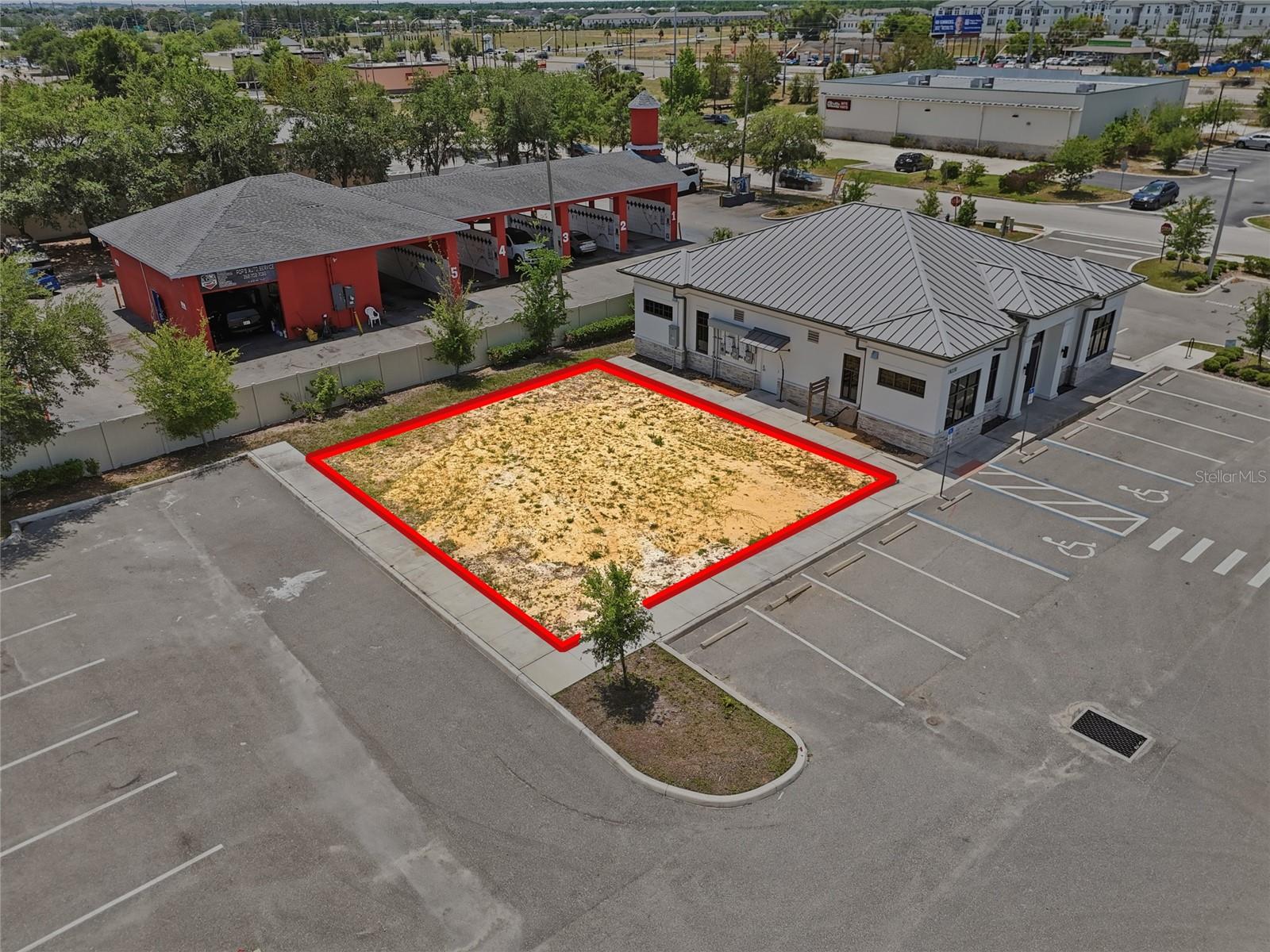 SUNRISE PLAZA - Land