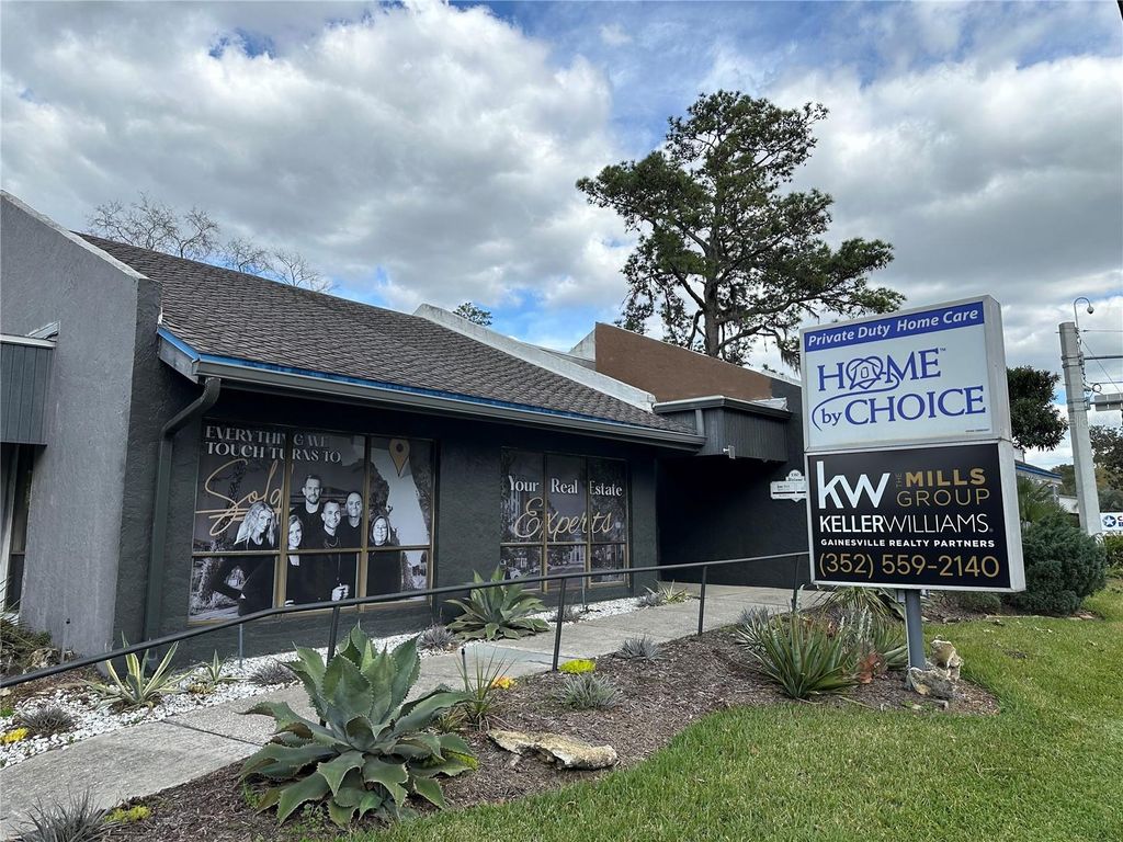 Photo of 5310 NW 8th Avenue, Gainesville, FL 32605 (MLS # GC539407)