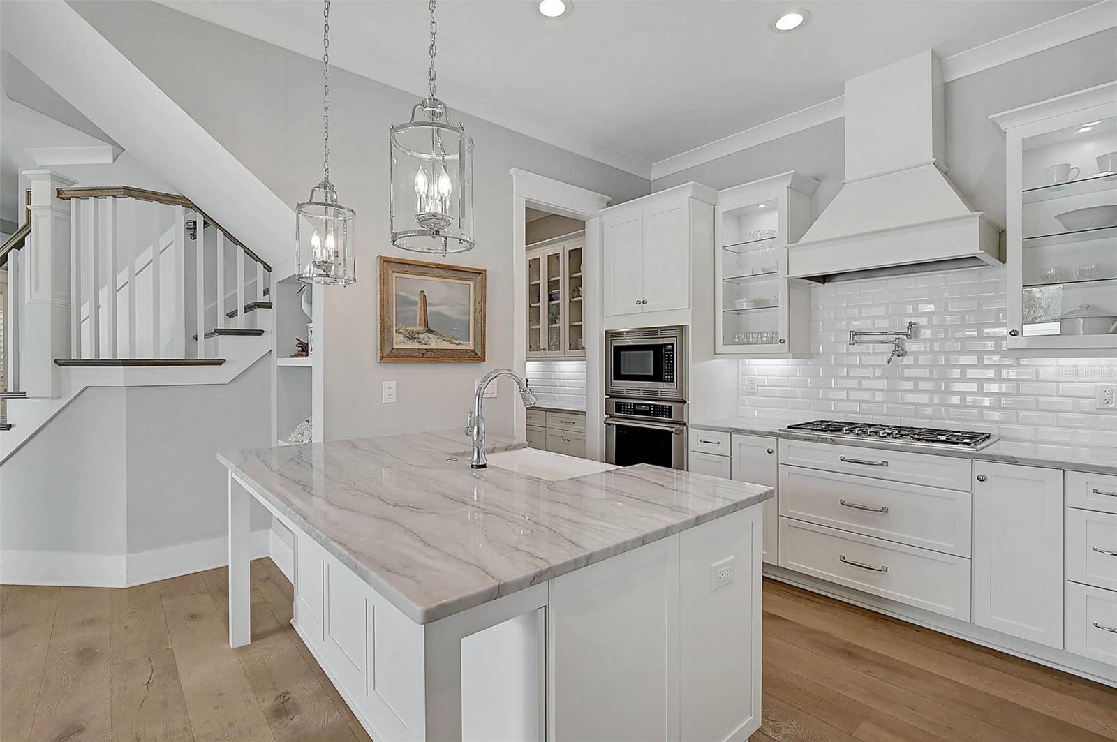 COLLIER WALKER - Residential