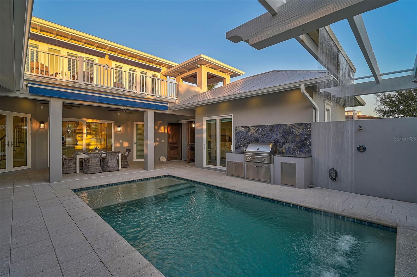COLLIER WALKER - Residential