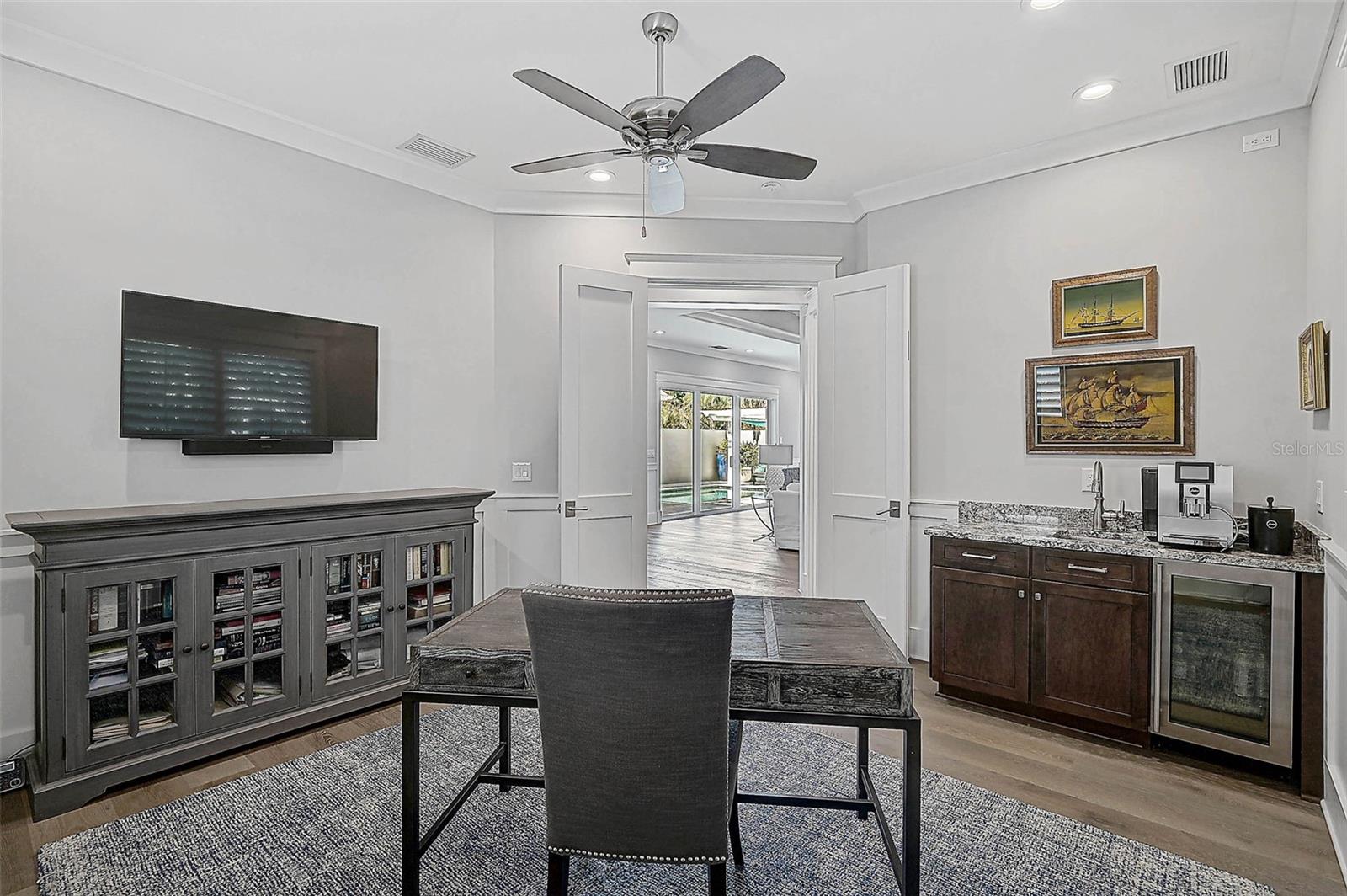 COLLIER WALKER - Residential
