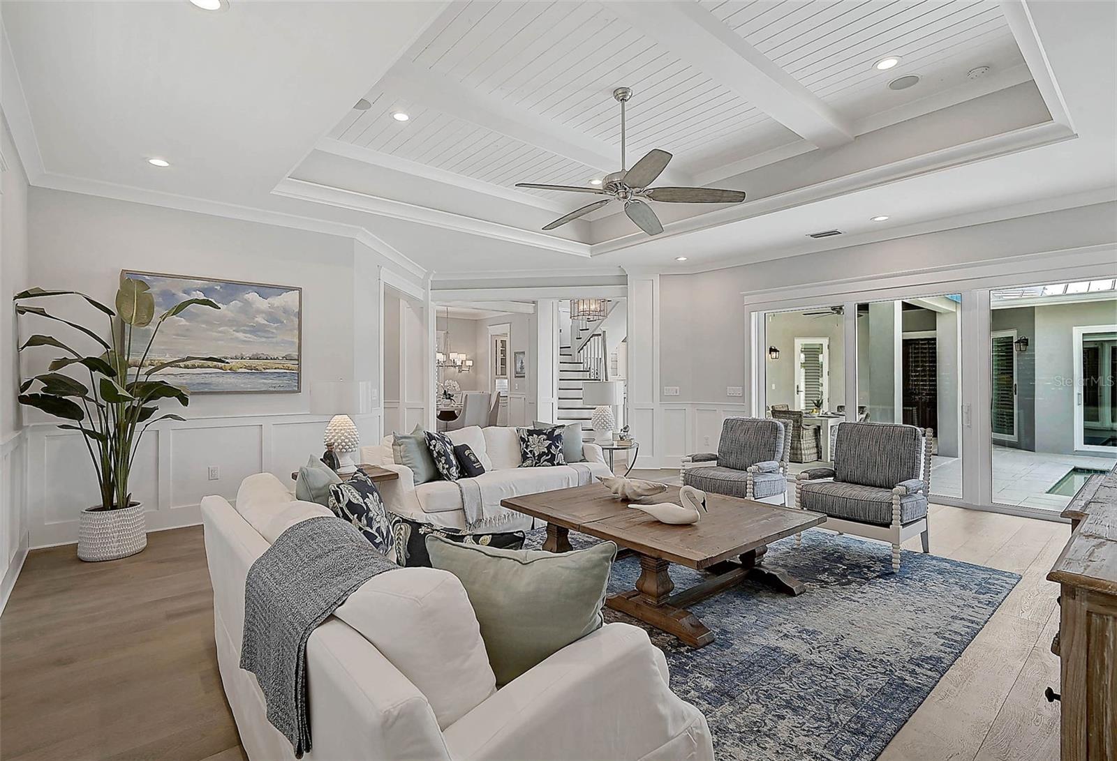 COLLIER WALKER - Residential