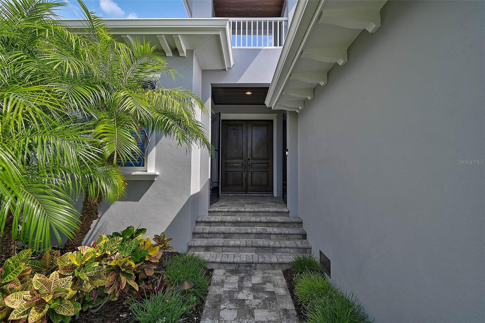 601 TRITON BEND
