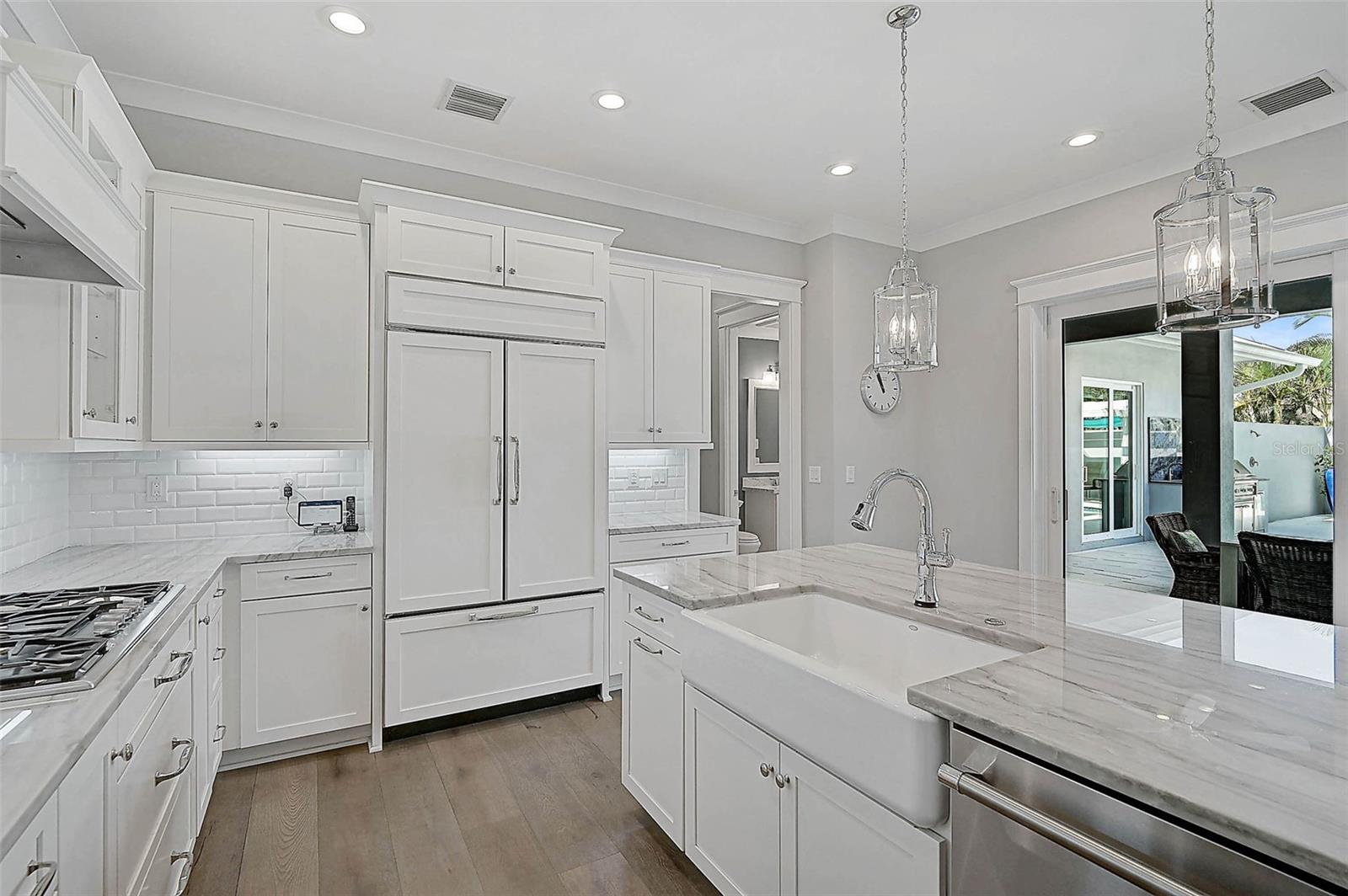 COLLIER WALKER - Residential
