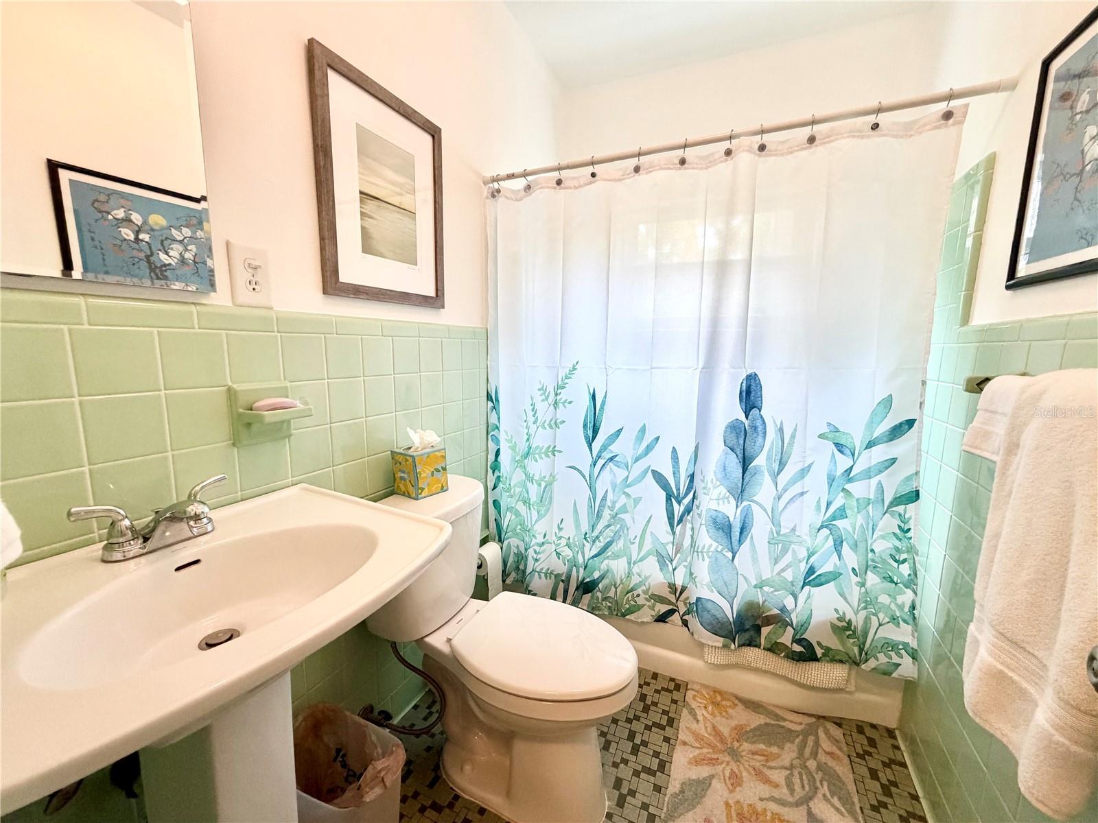 PARKS REP RAY H - Residential Lease