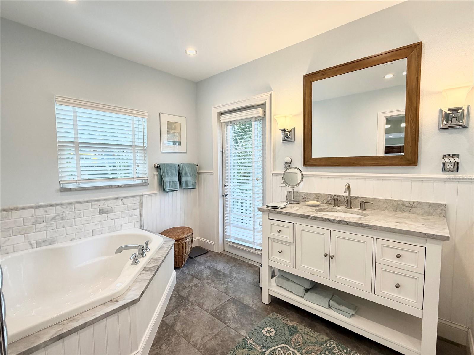 PARKS REP RAY H - Residential Lease