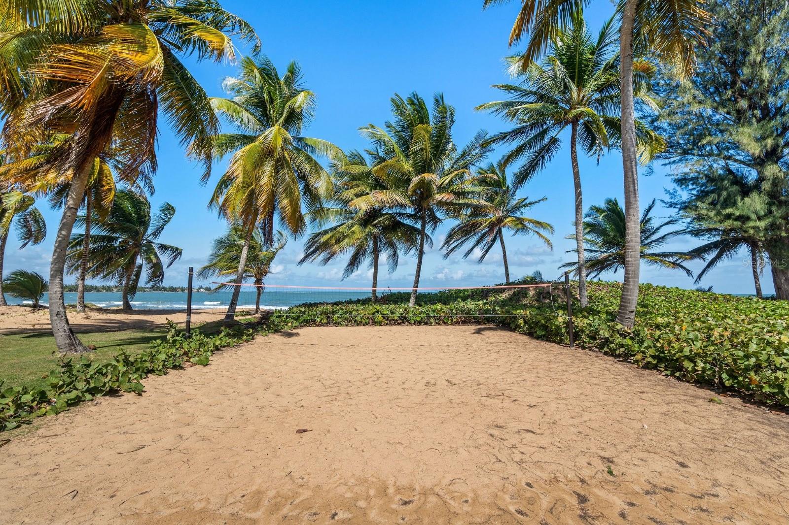 968 COND. CONTINENTAL BEACH RESORT APT-F12 F-12