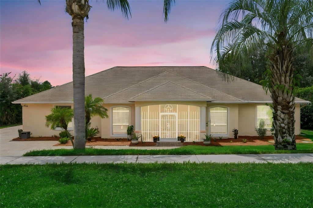 Photo of 11416 Lake Katherine Circle, Clermont, FL 34711 (MLS # G5117159)