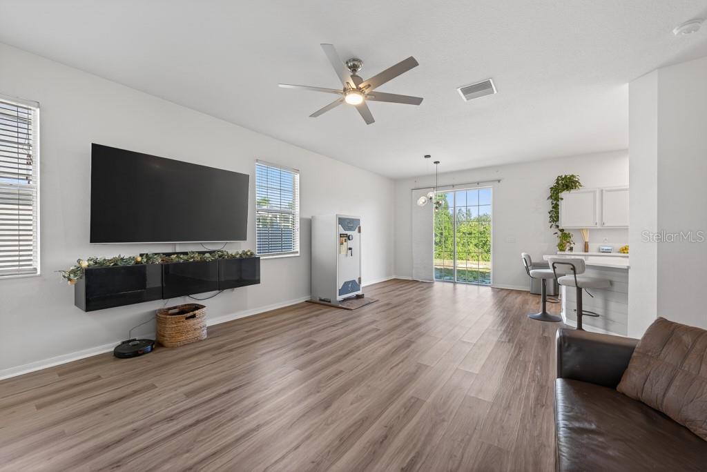 11118 SILVER FERN WAY