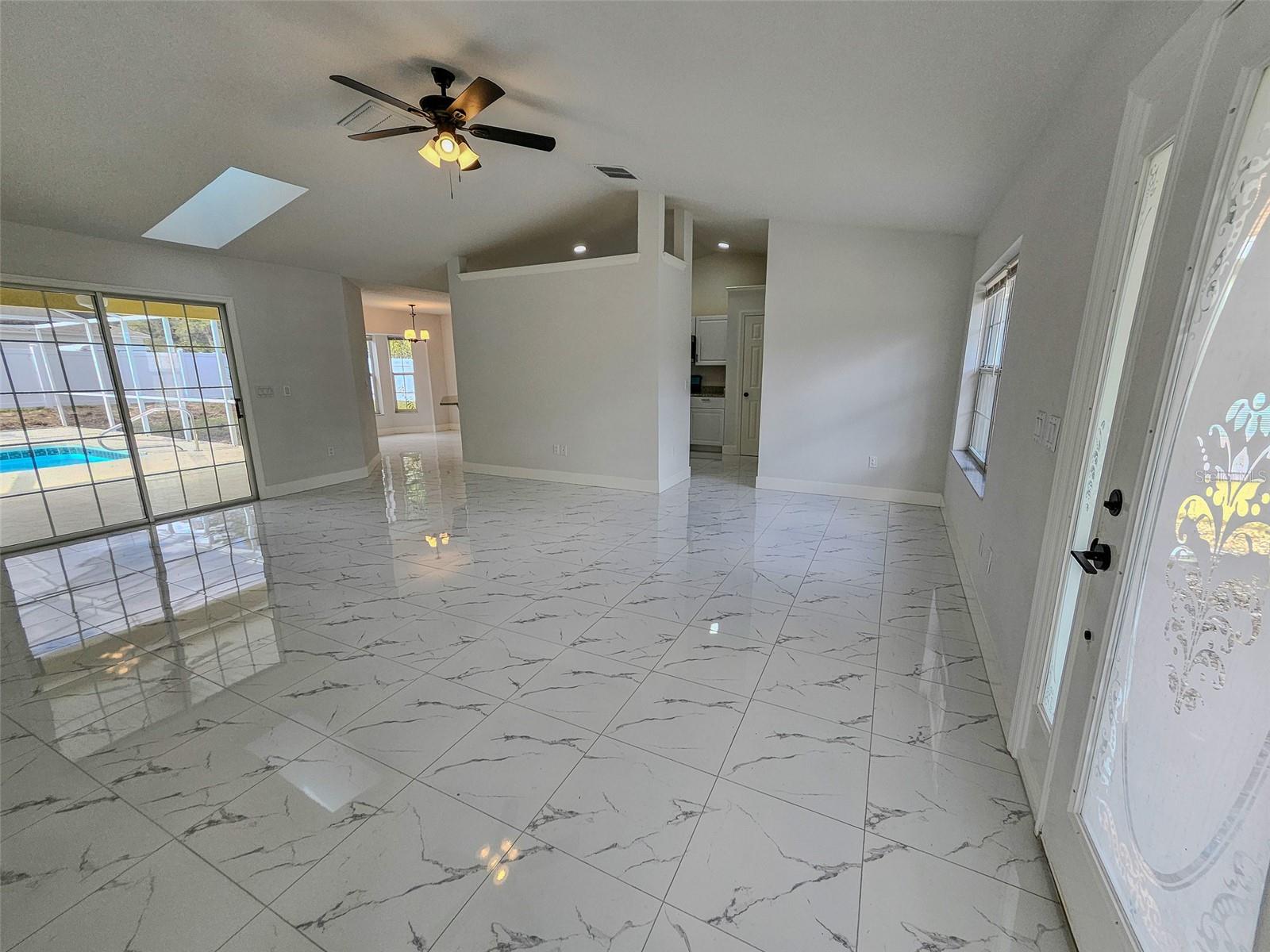 MARION OAKS UN 07 - Residential