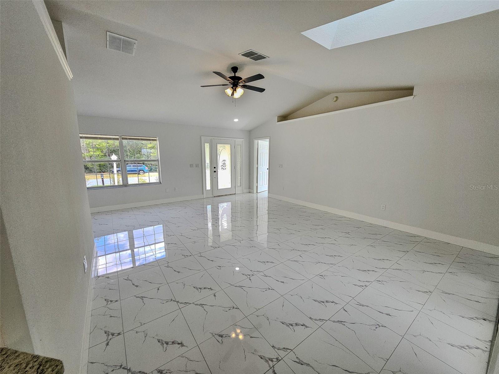 MARION OAKS UN 07 - Residential