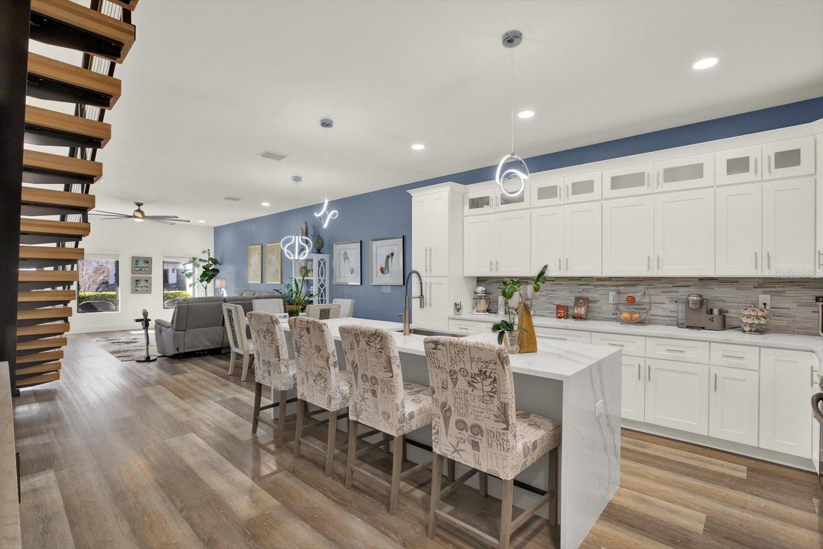 LATITUDES IN THE PARK - Residential