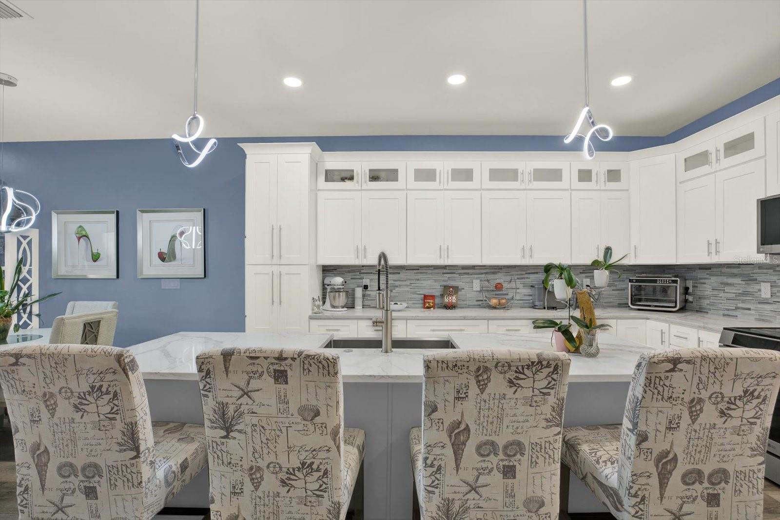 LATITUDES IN THE PARK - Residential