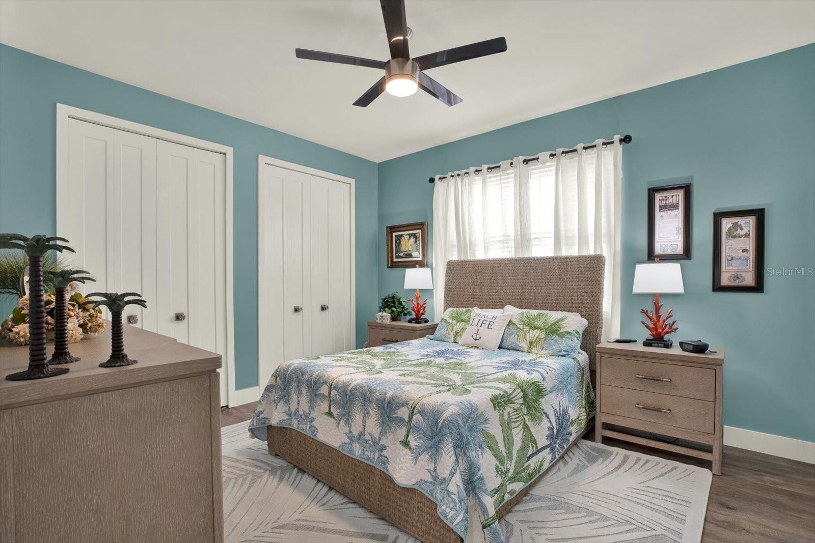 LATITUDES IN THE PARK - Residential