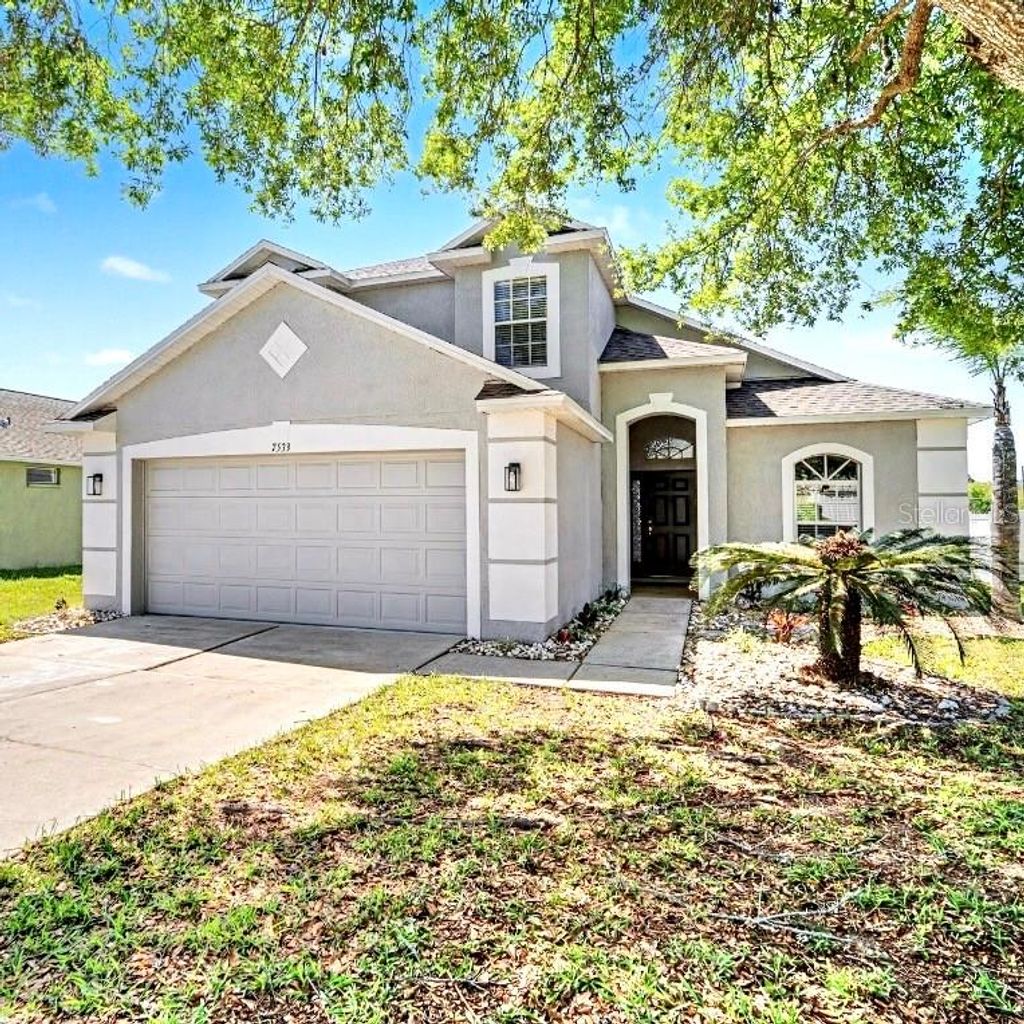 Photo of 7533 Merchantville Circle, Zephyrhills, FL 33540 (MLS # R4910915)