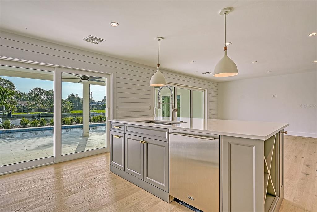 EMERALD HARBOR UNIT 1 REV - Residential