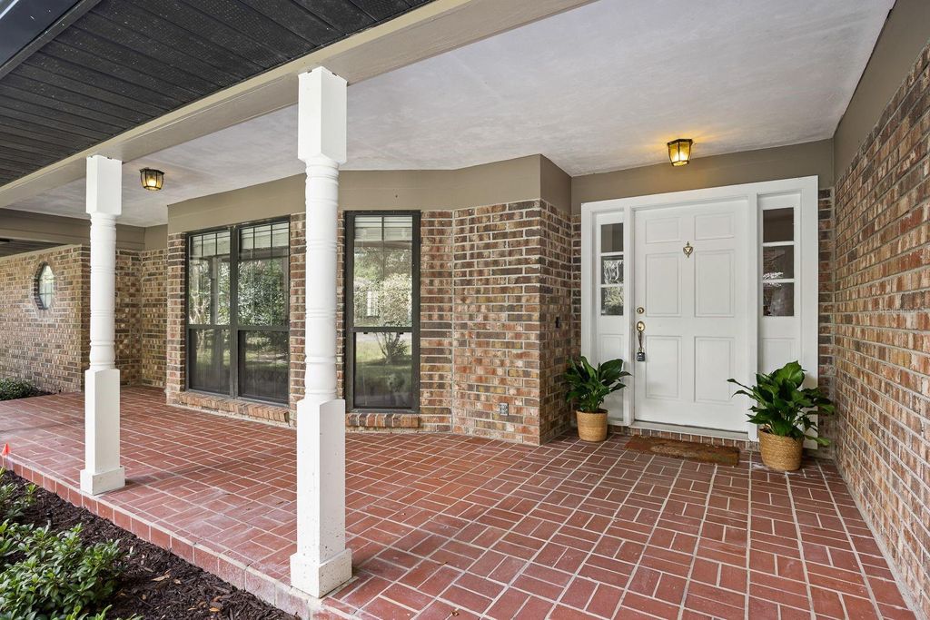 Photo of 3022 NW 24th Terrace, Gainesville, FL 32605 (MLS # GC534655)