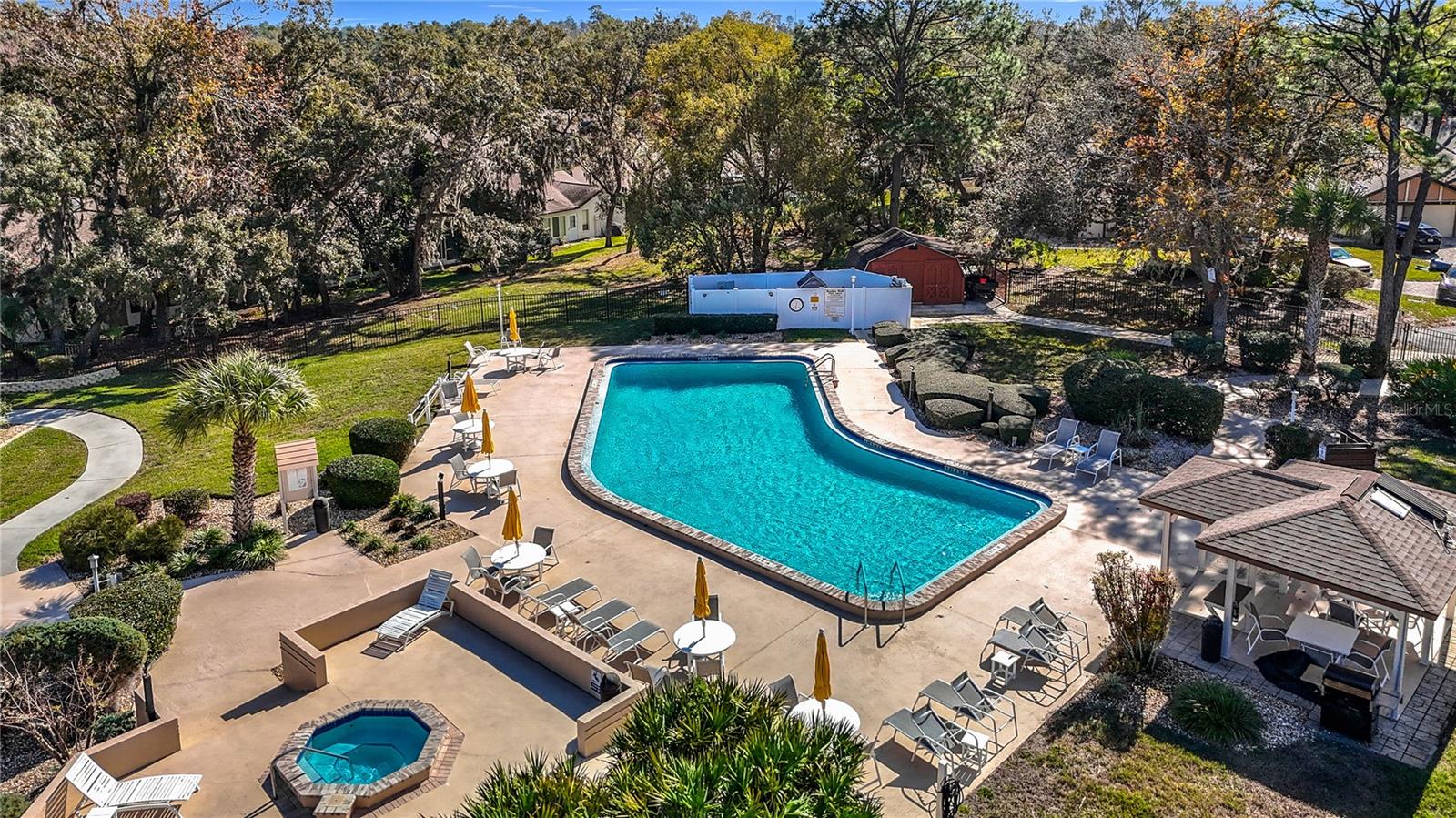 7385 CRESTWOOD DRIVE