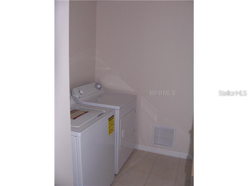 SEASCAPE CONDO OF TARPON SPGS - Residential Lease