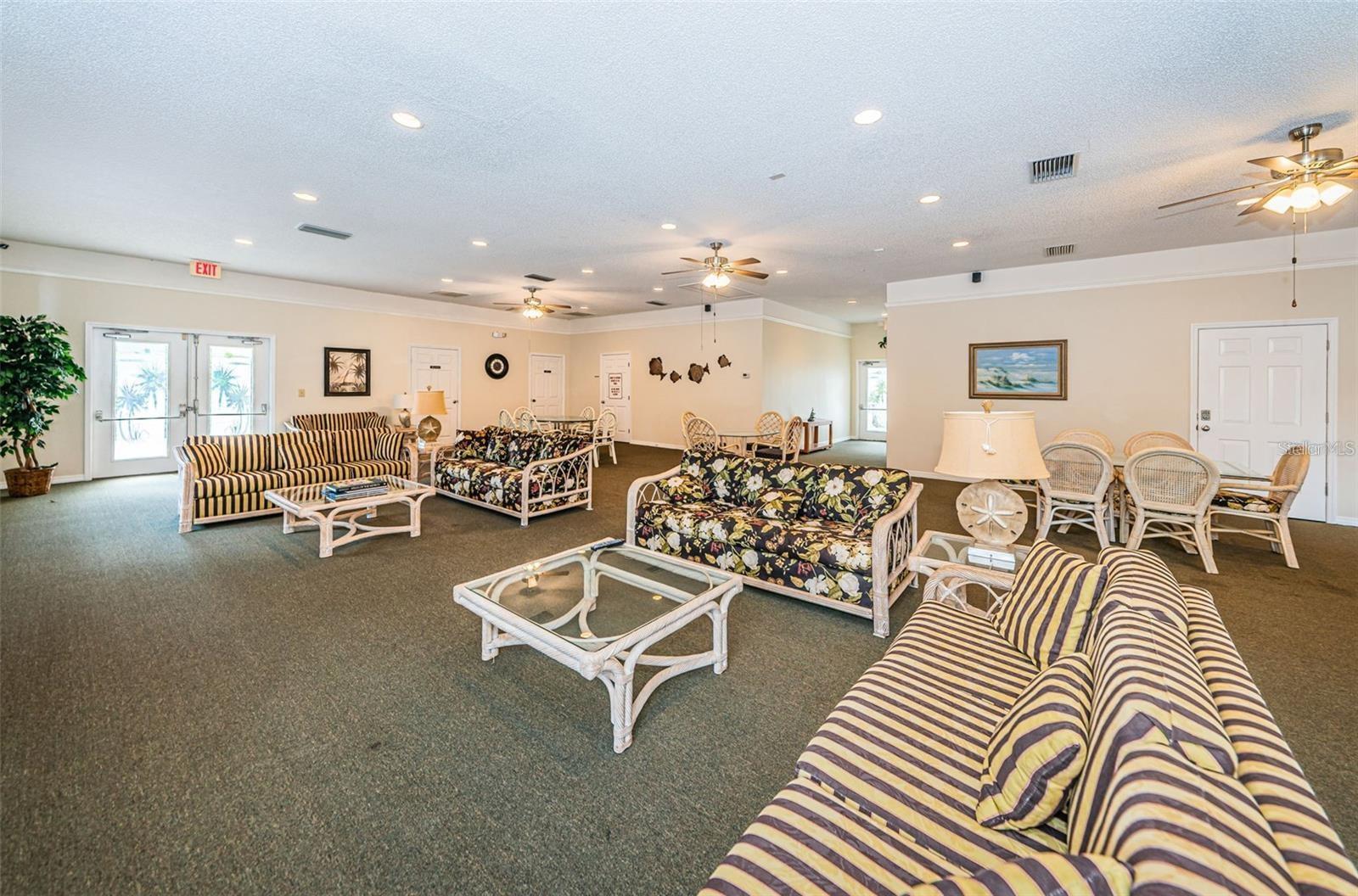 SEASCAPE CONDO OF TARPON SPGS - Residential Lease