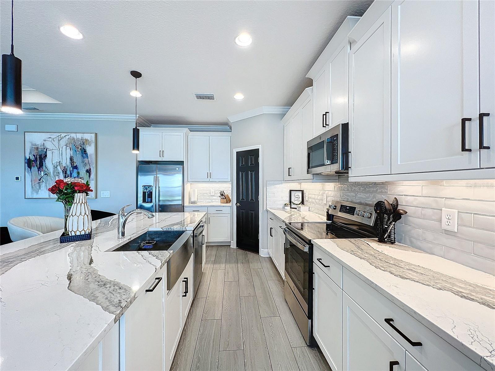 TREVESTA PH IIIC & IIID - Residential Lease