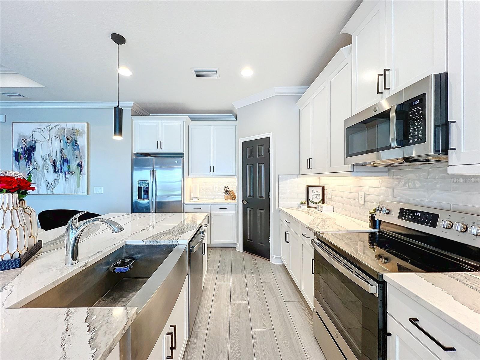 TREVESTA PH IIIC & IIID - Residential Lease