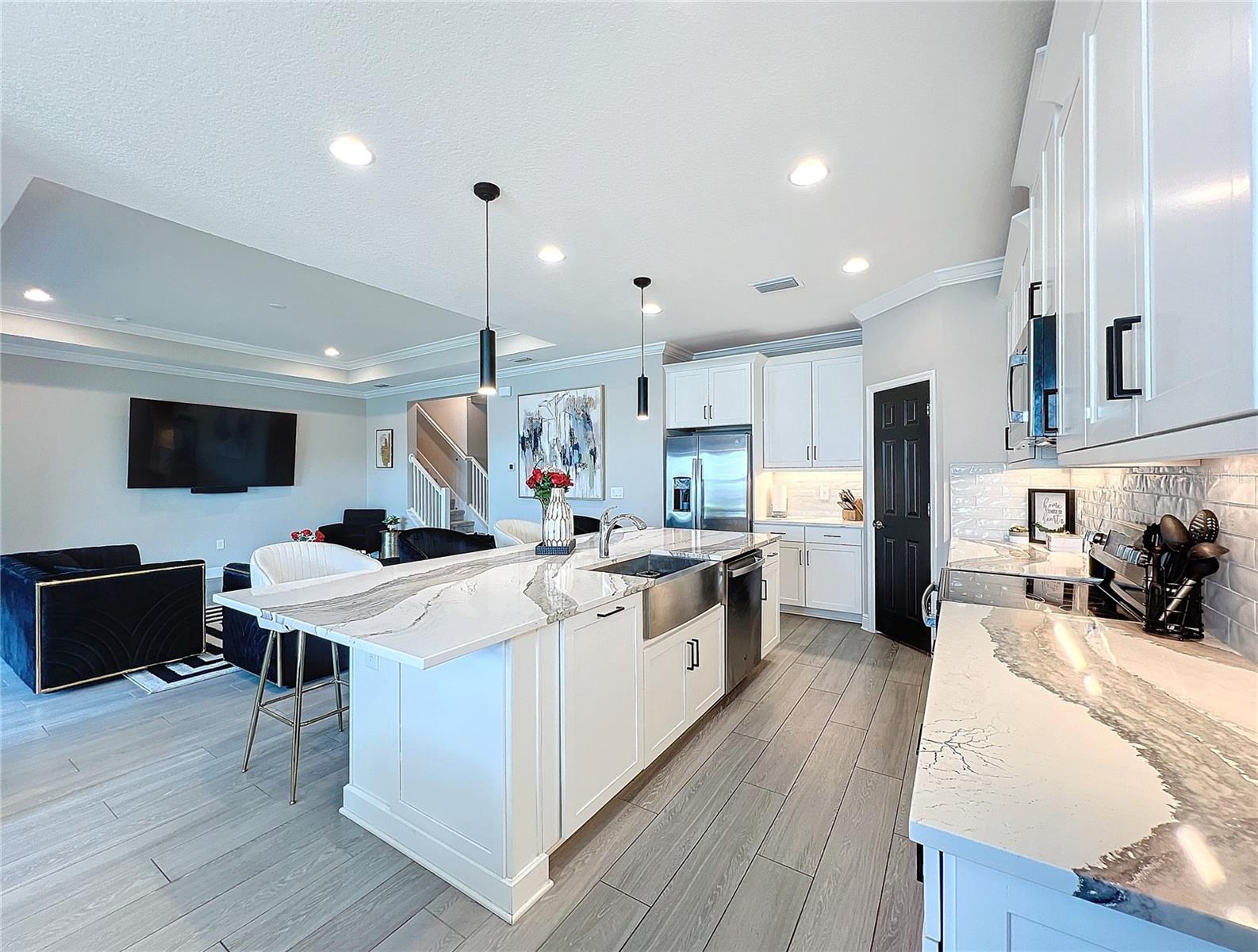 TREVESTA PH IIIC & IIID - Residential Lease