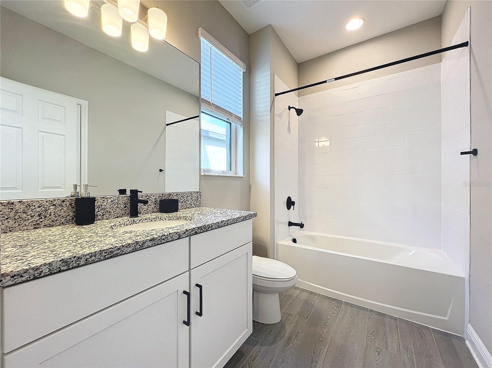 TREVESTA PH IIIC & IIID - Residential Lease