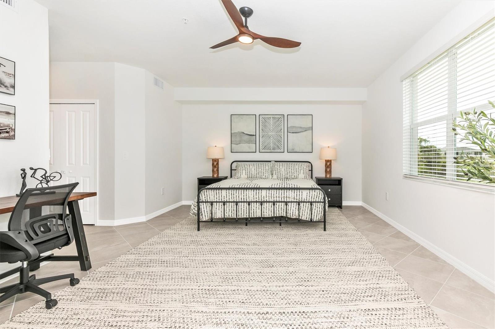 WELLEN PARK GOLF & COUNTRY CLUB - Residential Lease