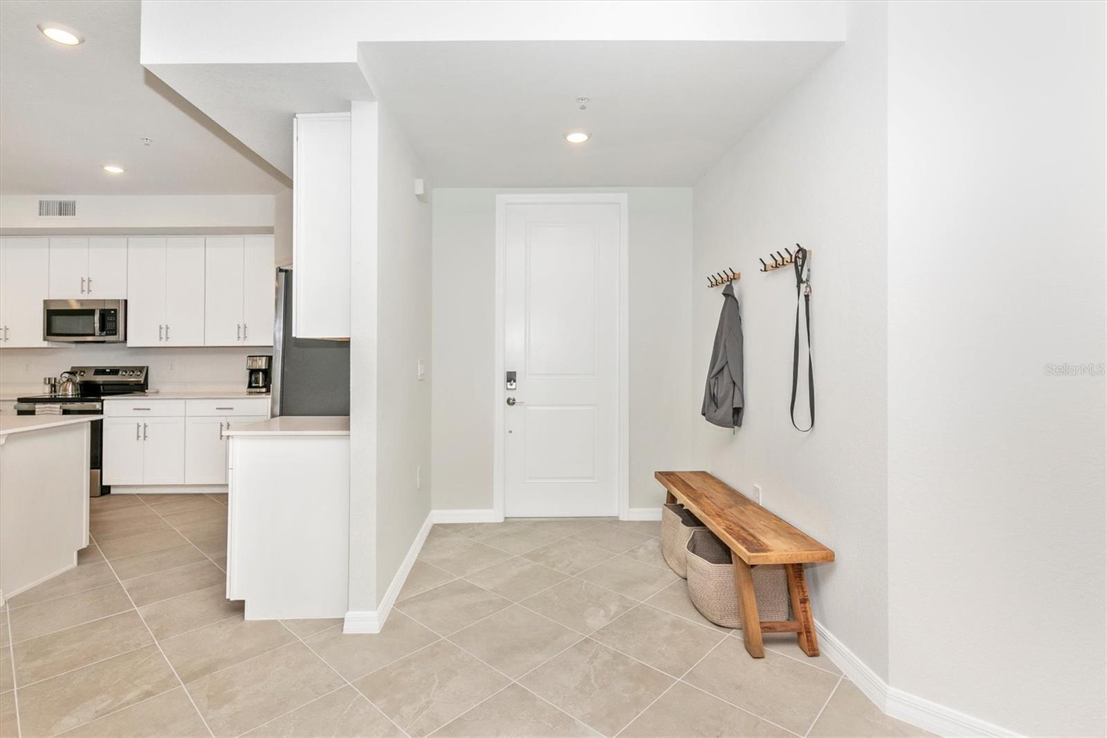 WELLEN PARK GOLF & COUNTRY CLUB - Residential Lease