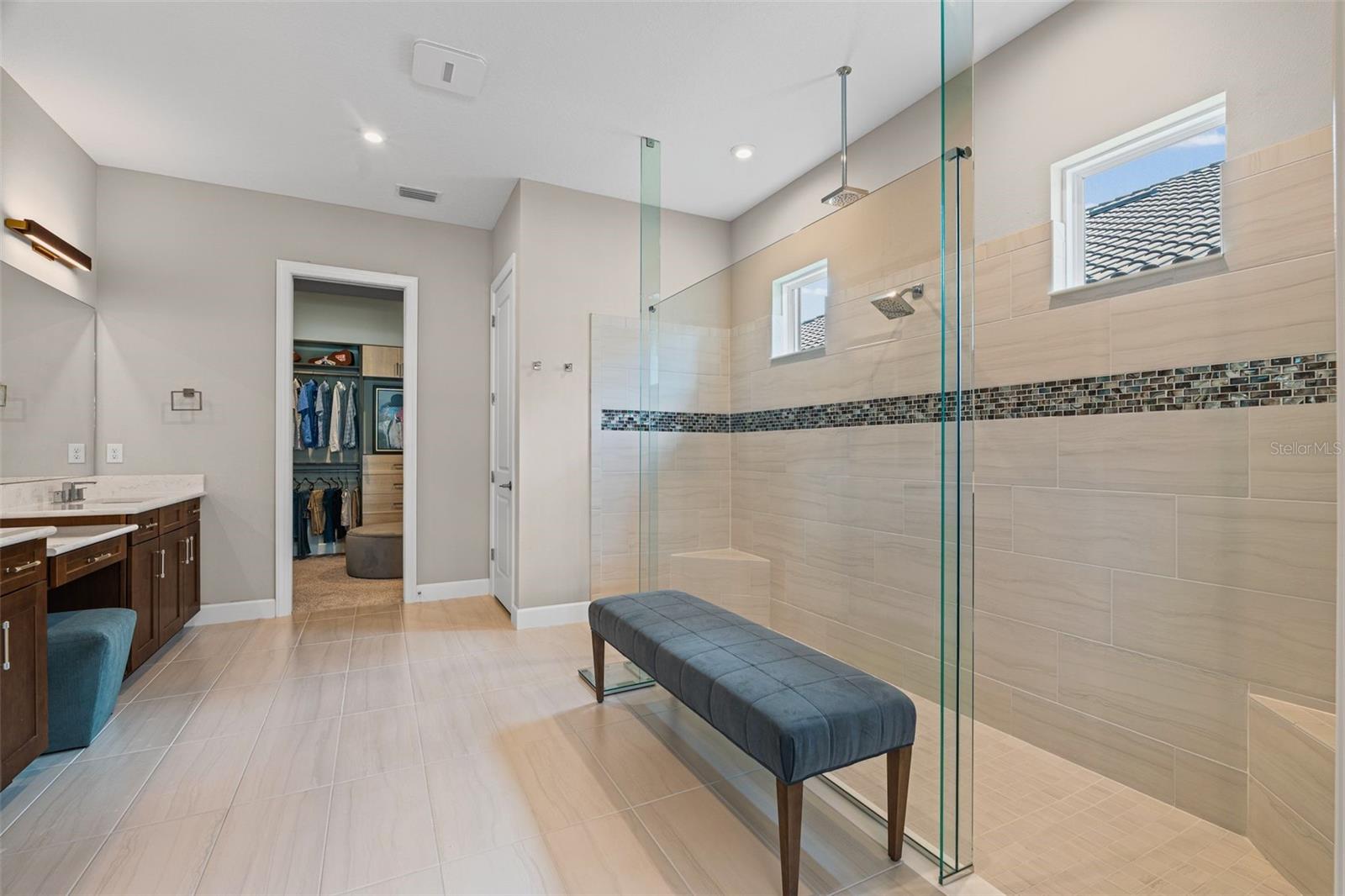 AZARIO ESPLANADE PH II SUBPH C-O - Residential