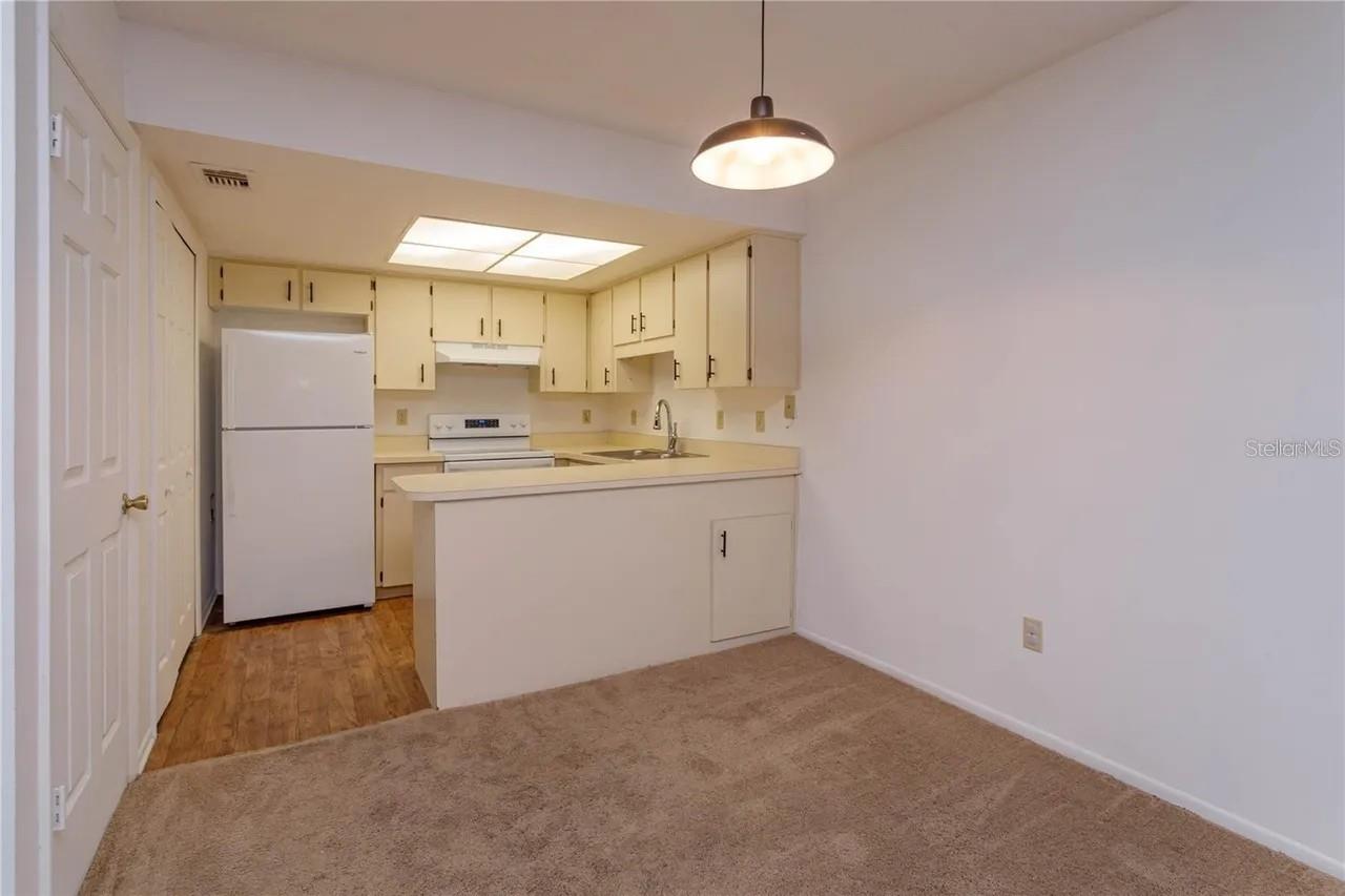 WINDTREE GARDENS CONDO PH 02 - Residential