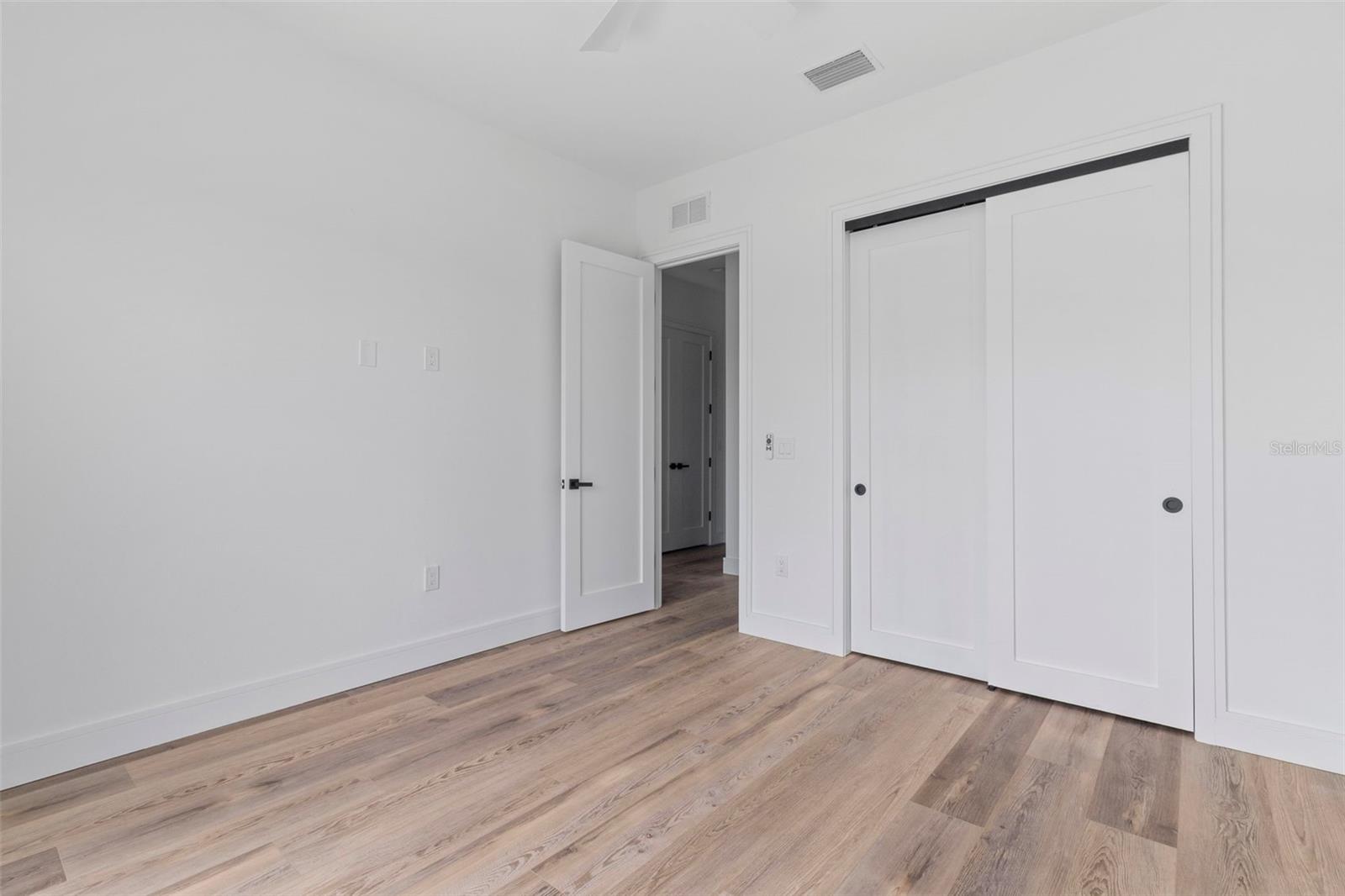 SOUTH GULF COVE - Residential